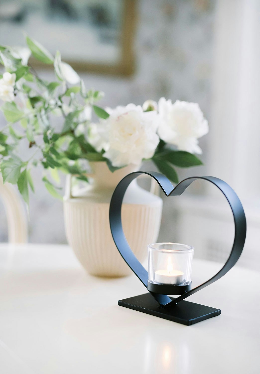 Dorre Heda Candle Holder, Black