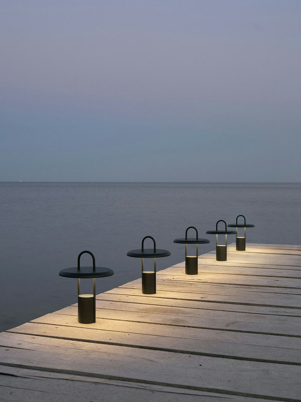 Stelton Pier Led-Lampe Tragbar 25 Cm, Schwarz