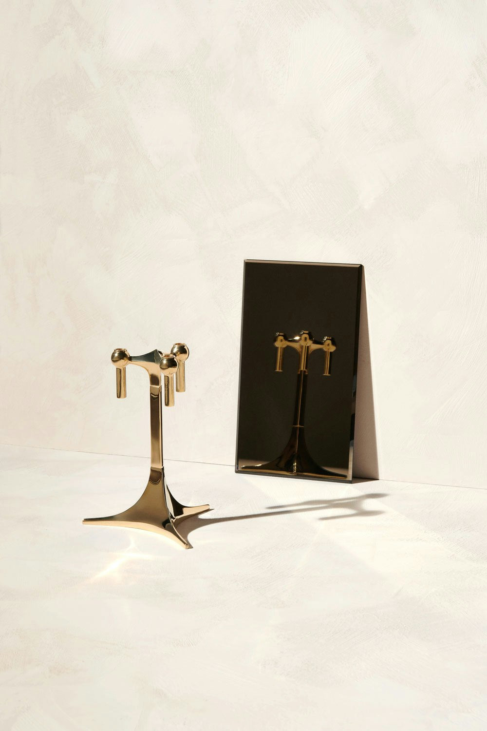  Nagel Stand, Brass